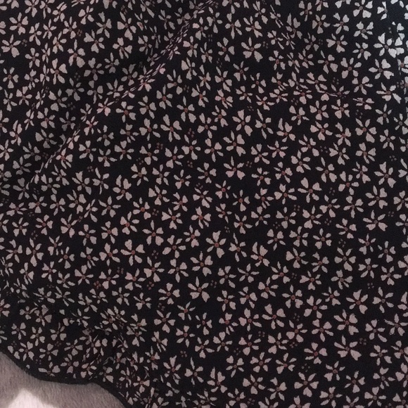 John Galt (Brandy Melville) shorts - Picture 3 of 3